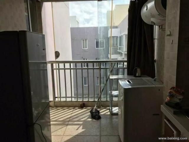 钻石人家3室2厅 精装带全套家具家电 拎包入住 欲